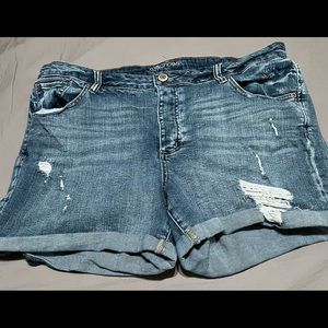 Maurice’s Jean Shorts